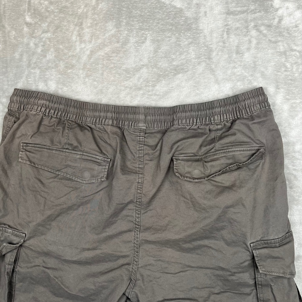HM Mens Regular Fit Cargo Shorts Charcoal Grey Elastic Waist XXL Stretch - Picture 3 of 9